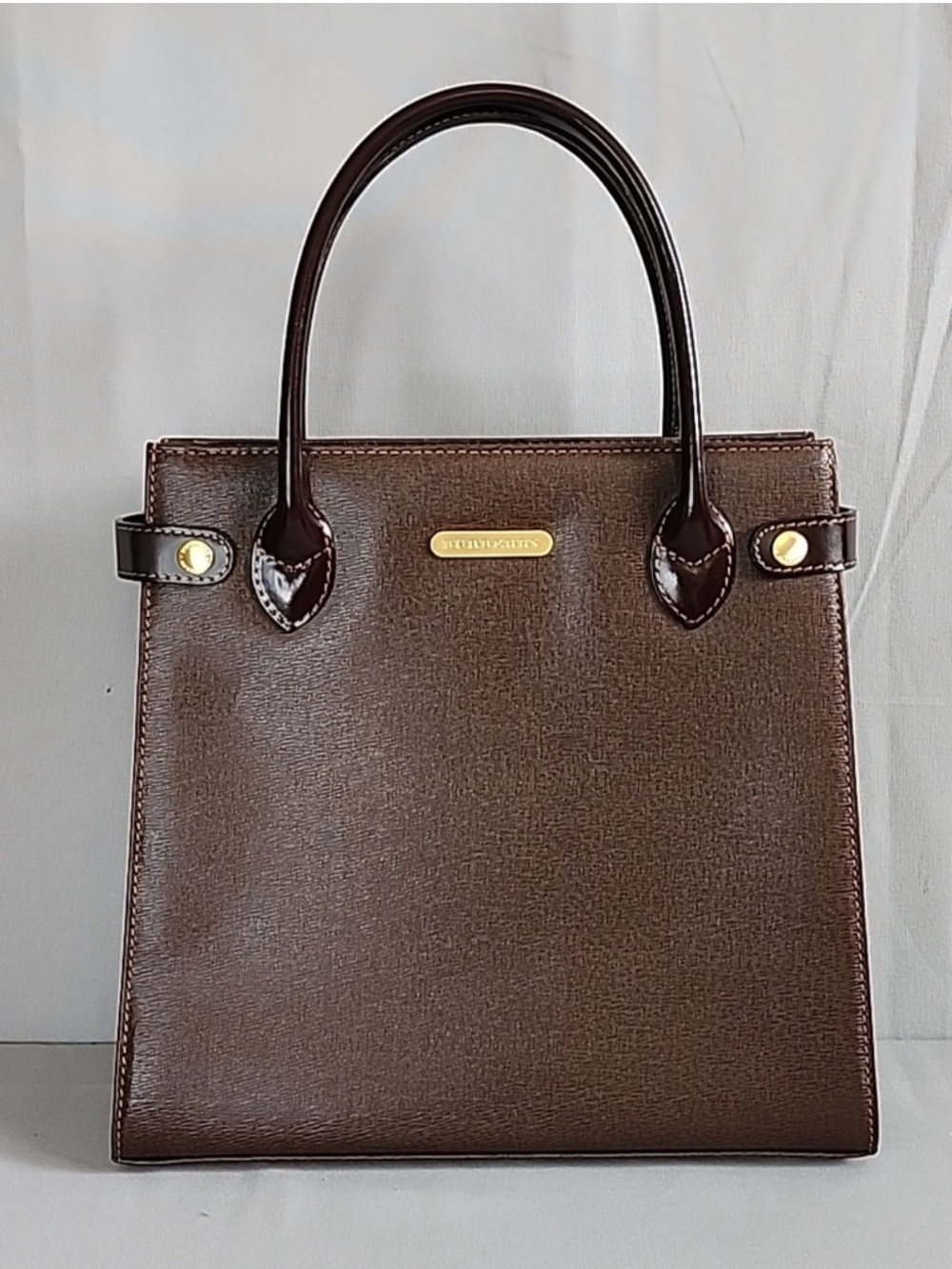 Like new authenticated Vintage Burberry Tote